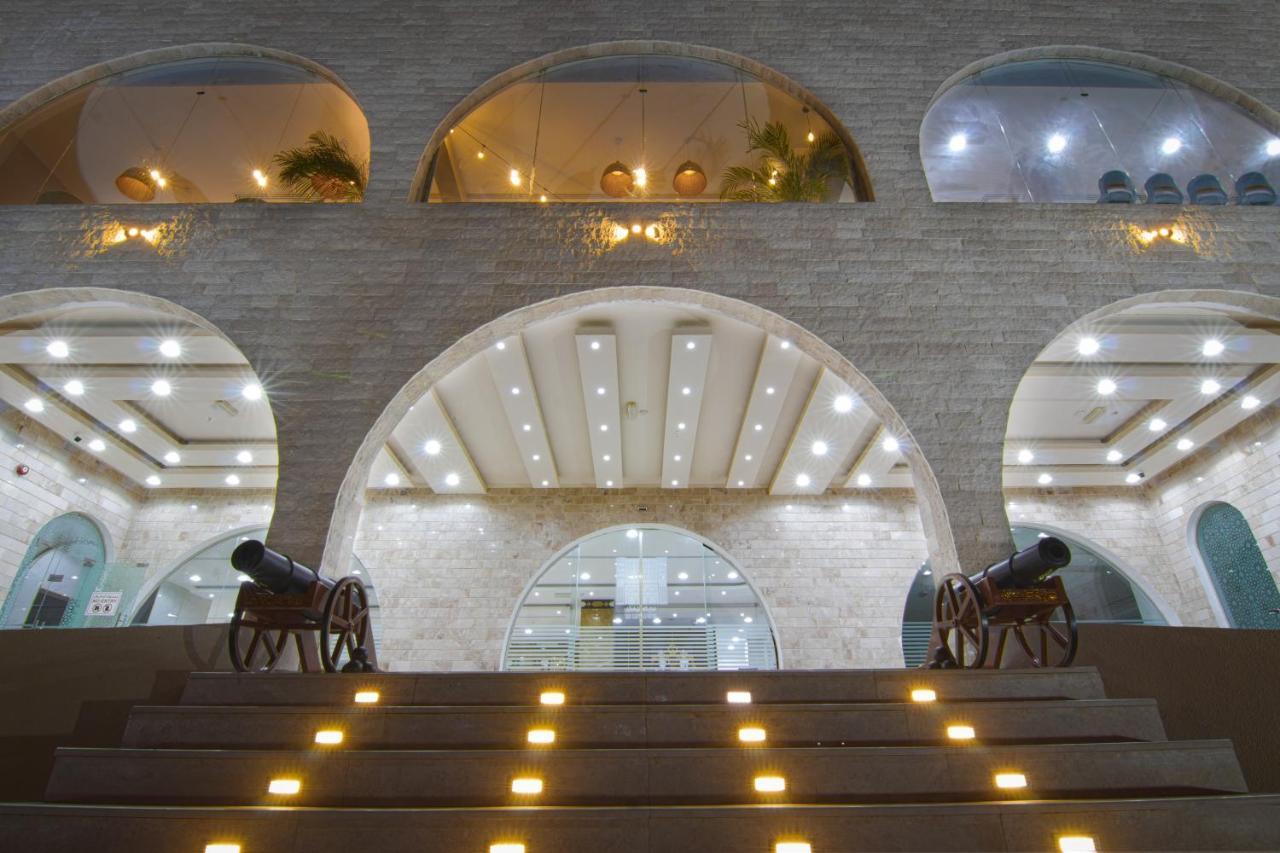 عبري كاسل هوتيل Extérieur photo