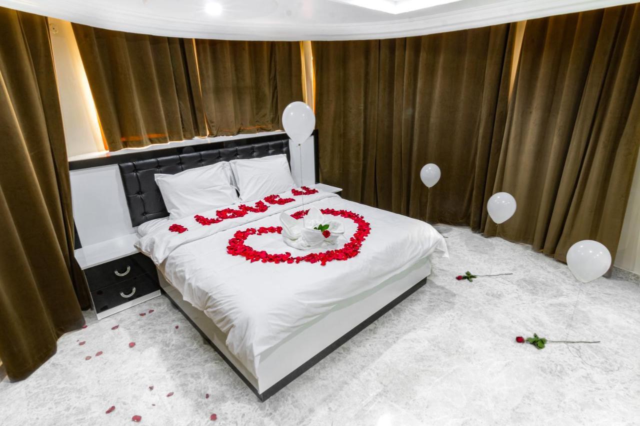 عبري كاسل هوتيل Extérieur photo