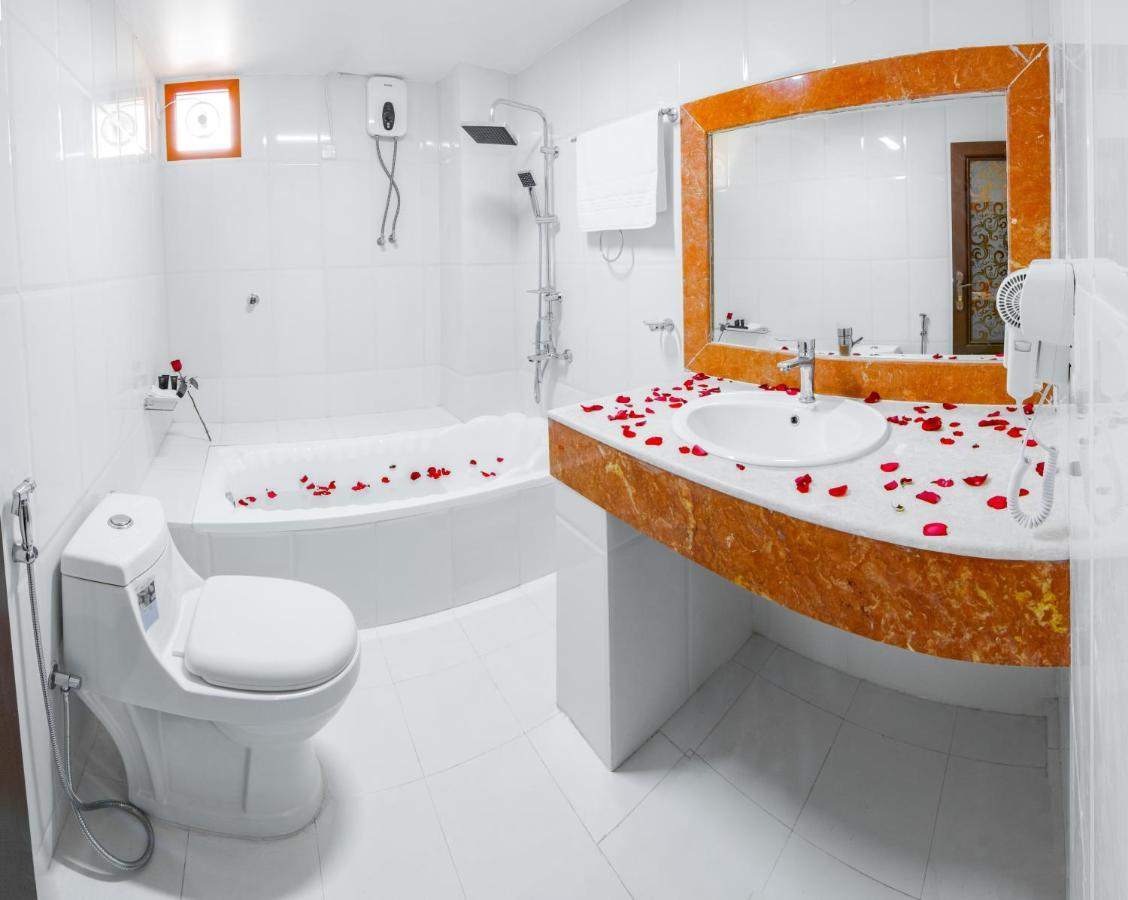 عبري كاسل هوتيل Extérieur photo